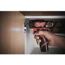 MILWAUKEE Akku-Bohrschrauber M12 BDDXKIT-202C (2 x 2,0 Ah Akku + Ladegerät)