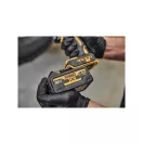 DEWALT Gummierter Akku 18 V / 5 Ah DCB184G